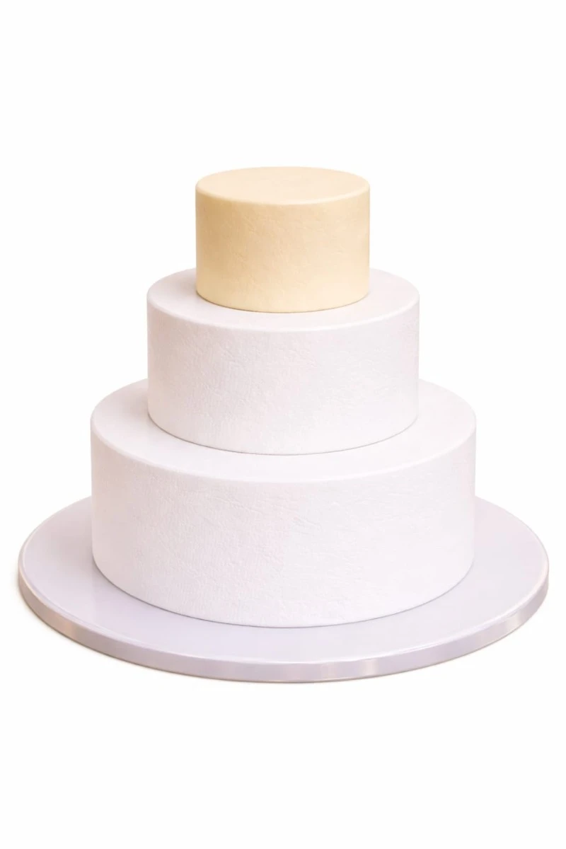 3 طبقات: 9″+7″ فلين +6″ كيكة - 8 أشخاص