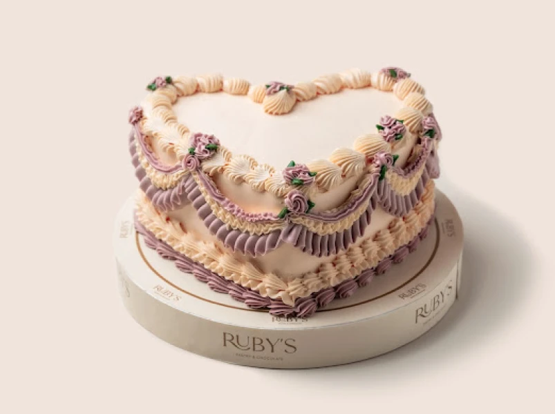 Retro-heart Cake